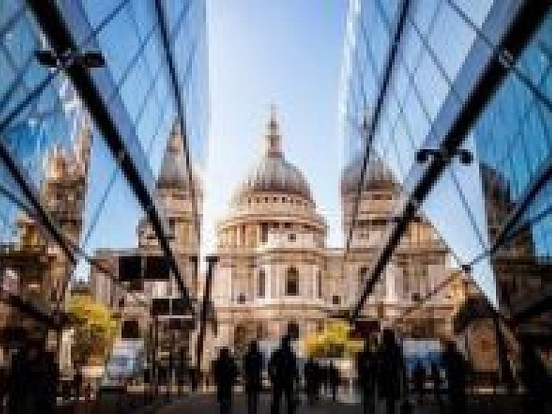Crown Jewels of London Private Tour with separate Tour Guide