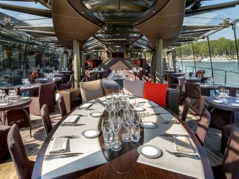 Paris by Rail with River Seine Lunch Cruise - Eurostar Plus class
