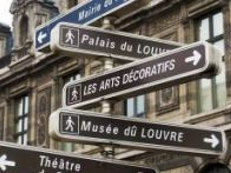 Paris Explorer Rail Tour from London with Paris Sightseeing Bus - Eurostar Plus class