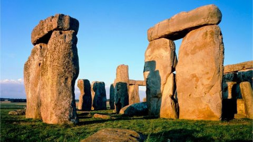 Windsor, Stonehenge & Bath (Japanese) – Stonehenge entry only