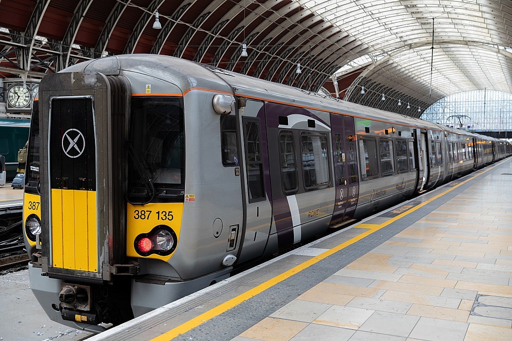 Effortless Travel with the Heathrow Express -Secure your tickets today!