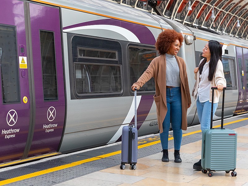 Effortless Travel with the Heathrow Express -Secure your tickets today!