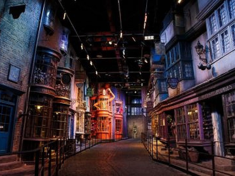 Harry Potter Warner Bros. Tour from London Victoria