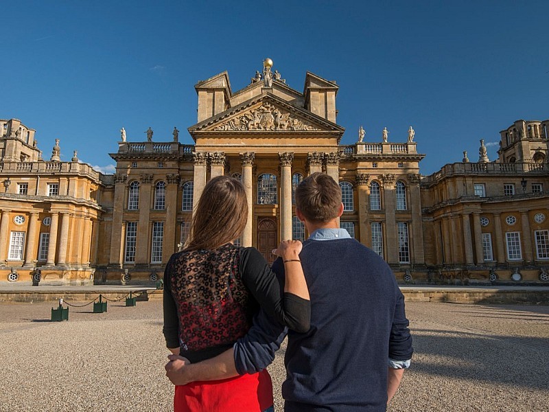 Windsor, Blenheim Palace & Gardens Small Group Tour