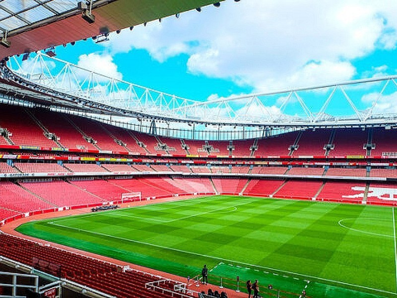 Arsenal v Paris Saint-Germain