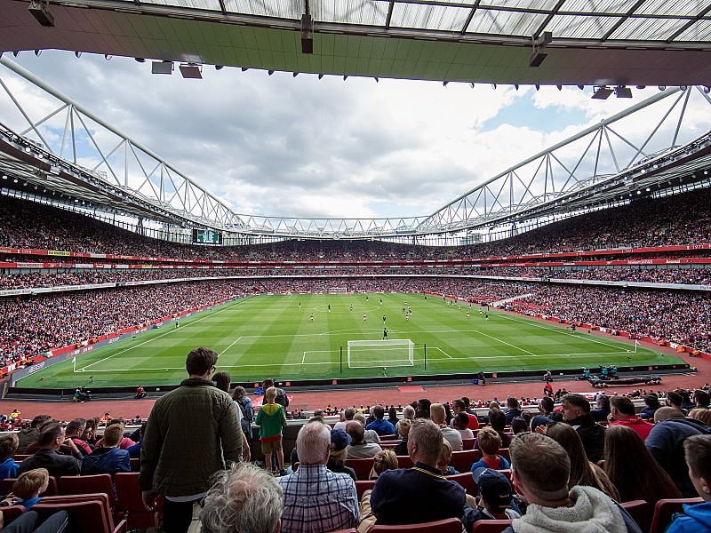 Arsenal v Paris Saint-Germain