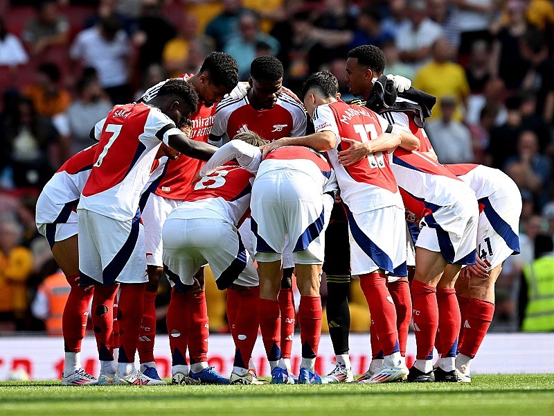 Arsenal v Paris Saint-Germain