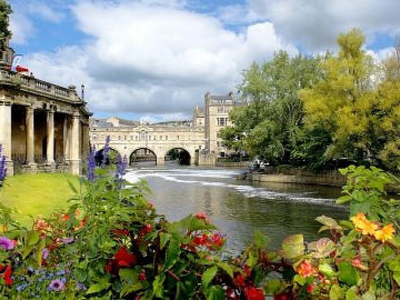 Windsor, Stonehenge & Bath Private tour with Driver-Guide